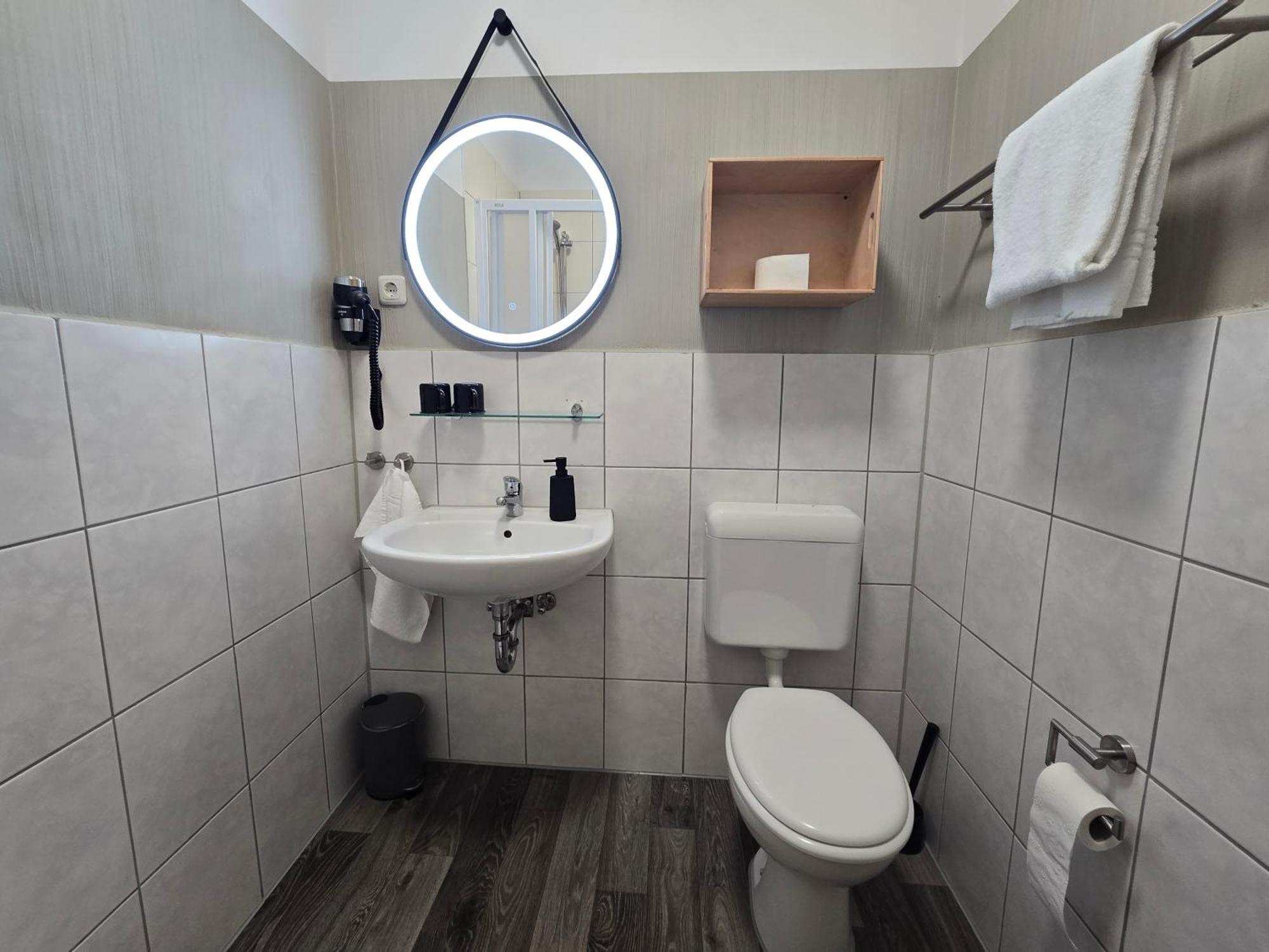 Aparthotel Fairschlafen Minden Ngoại thất bức ảnh